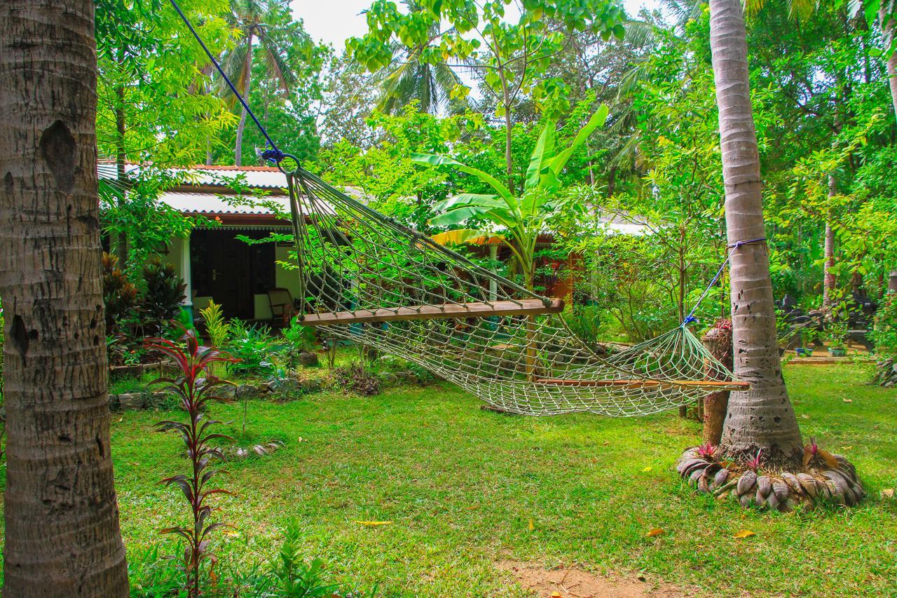 Senura Home Stay Sigiriya Exterior photo